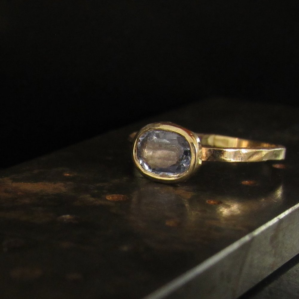Aquamarine ring. 14K solid yellow gold ring with Aquamarine. Unique ring.